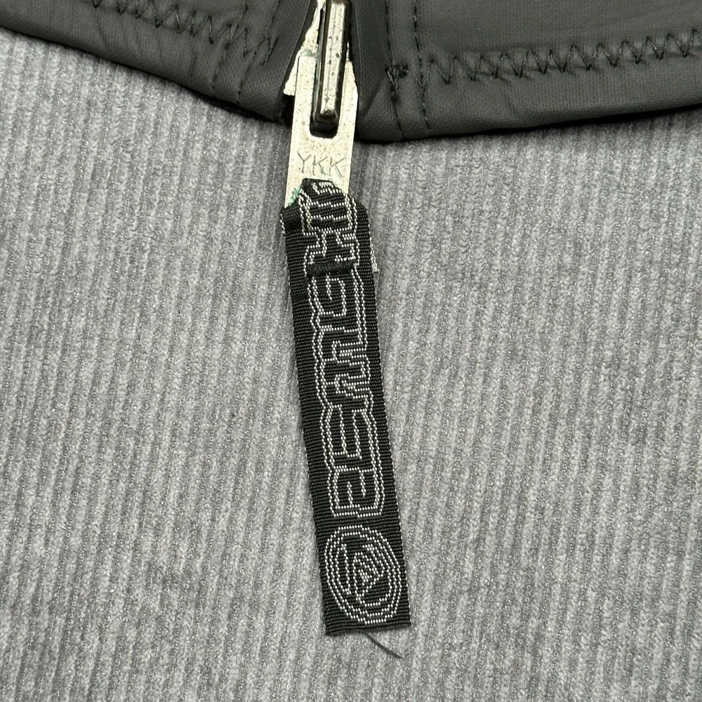 Quiksilver Wetsuit Top Long Sleeve Grey Black Logo Surf Rash‎ Guard Mock Neck